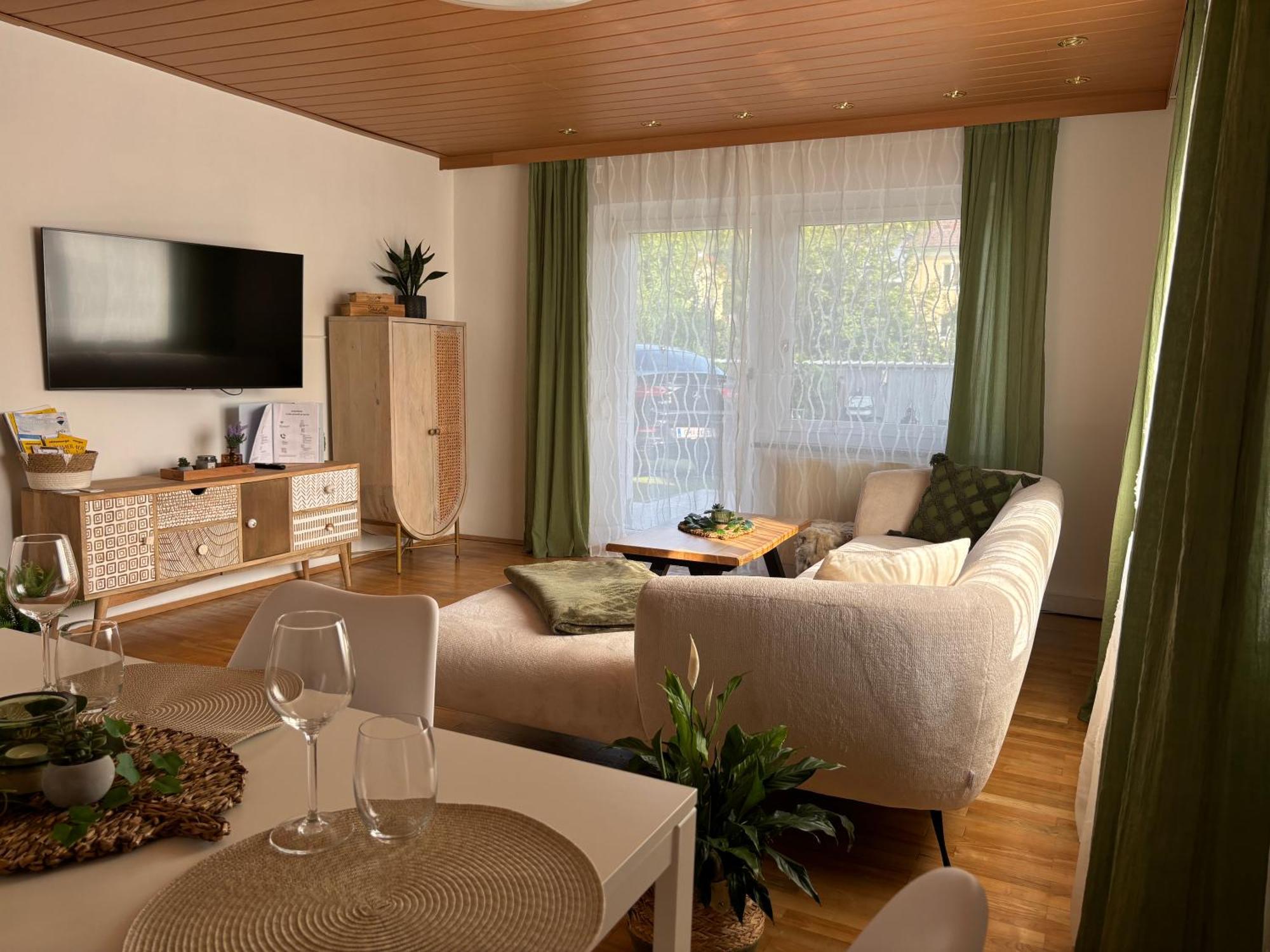 Wohnung See- Und Bergnaehe Gmunden Δωμάτιο φωτογραφία